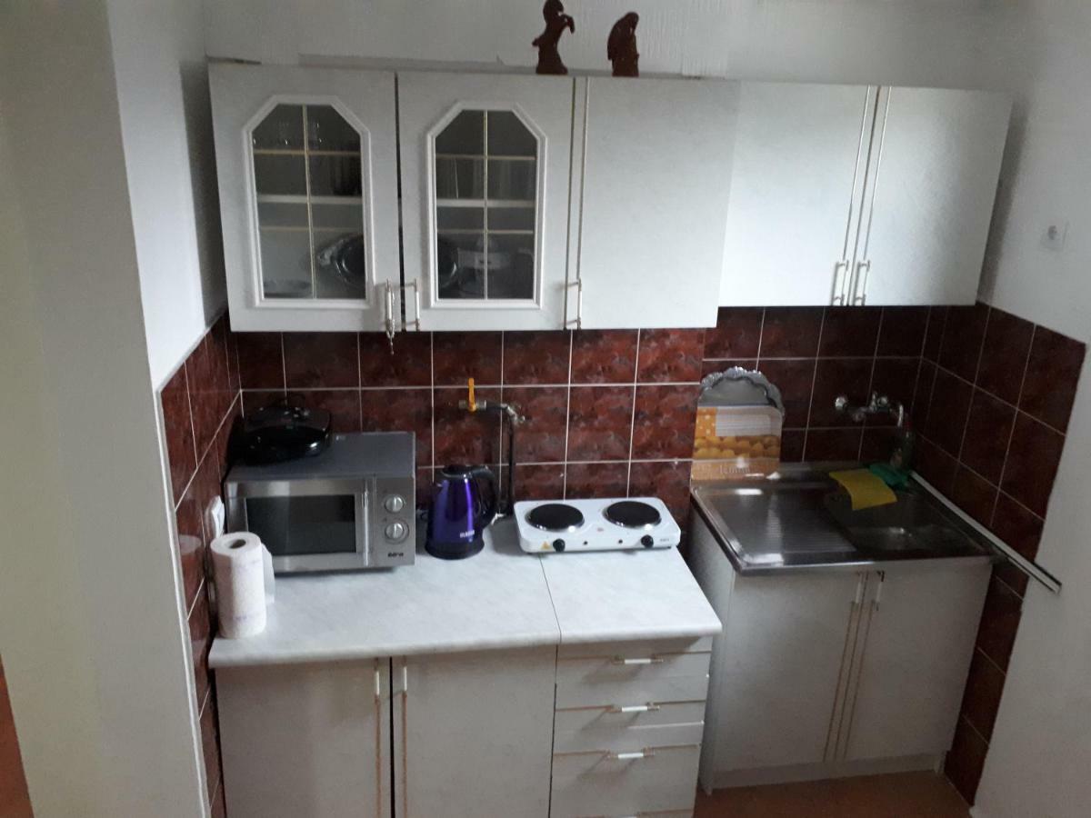 Centar Apartamento Saraievo Exterior foto